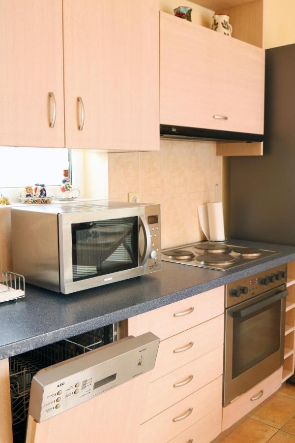 Ammoudeli Apartments Пломарион Экстерьер фото