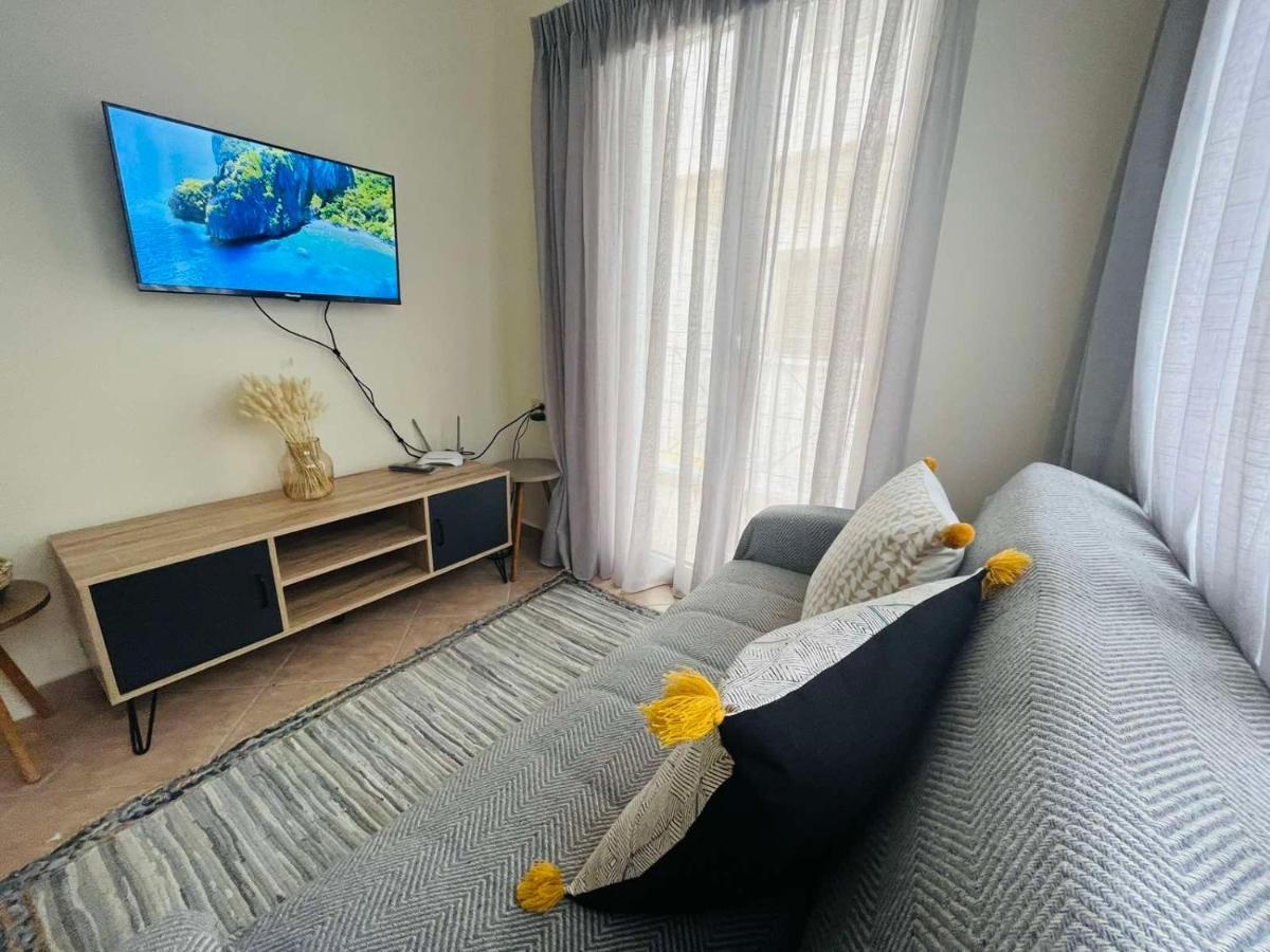 Ammoudeli Apartments Пломарион Экстерьер фото