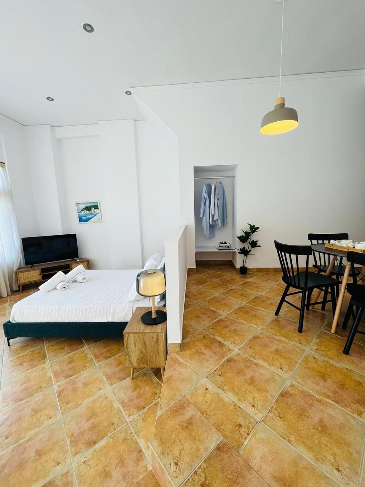 Ammoudeli Apartments Пломарион Экстерьер фото