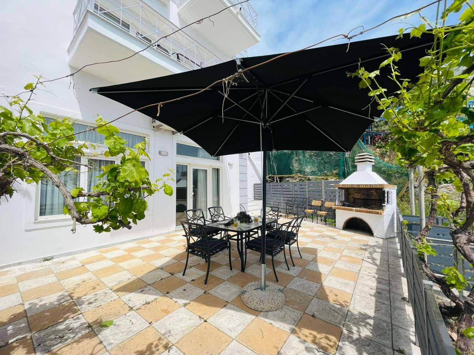 Ammoudeli Apartments Пломарион Экстерьер фото