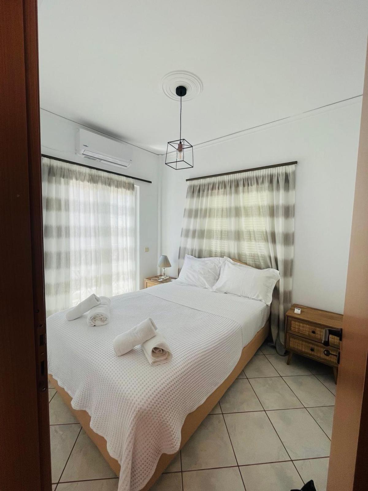Ammoudeli Apartments Пломарион Экстерьер фото