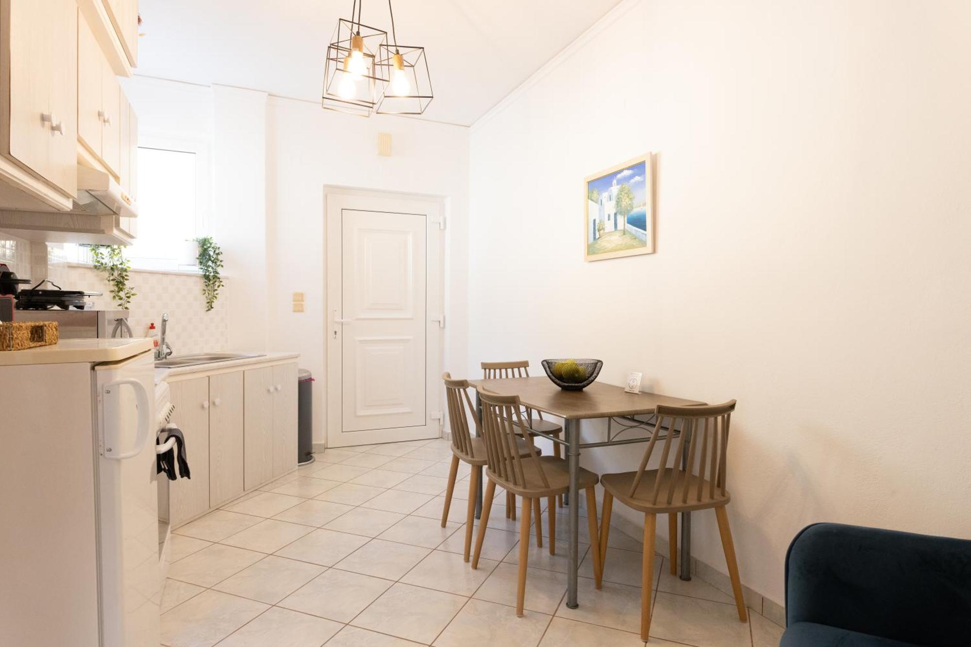Ammoudeli Apartments Пломарион Экстерьер фото