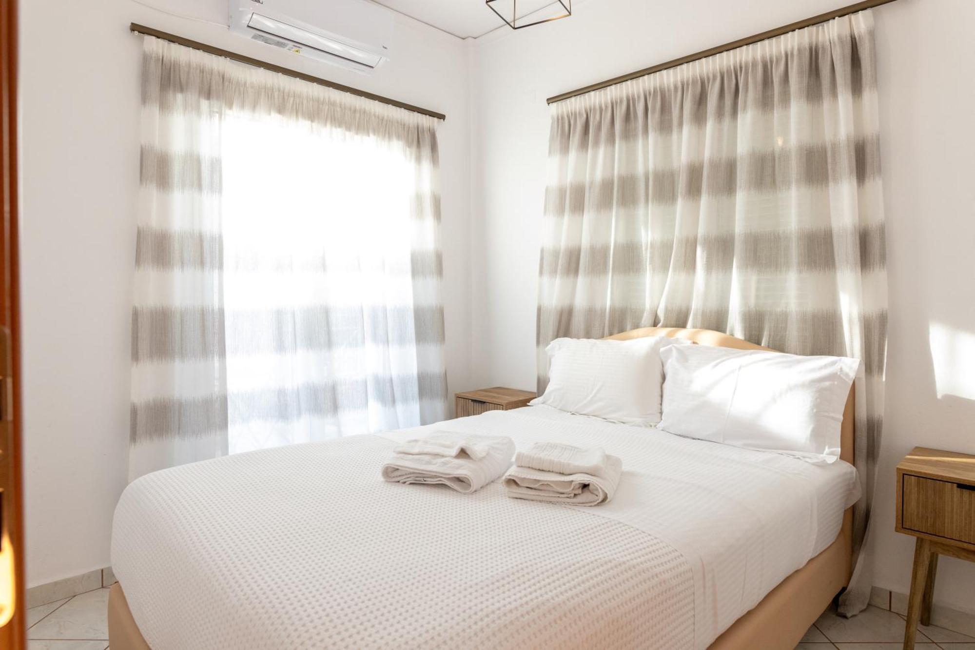 Ammoudeli Apartments Пломарион Экстерьер фото
